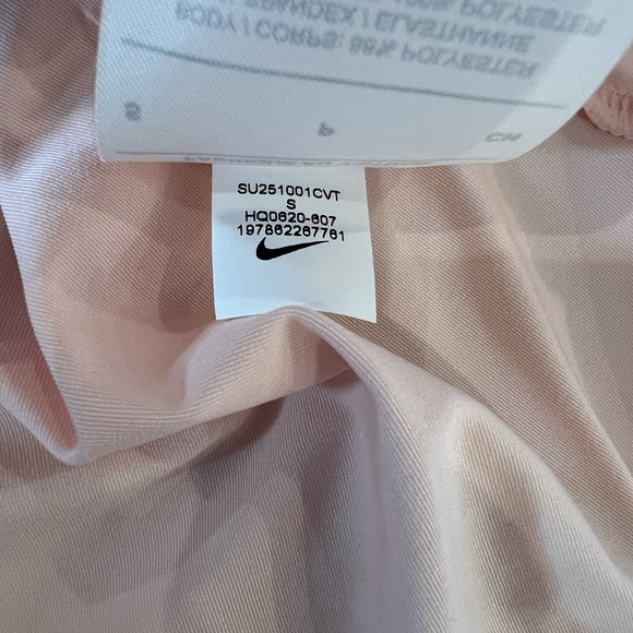 Nike Swift Dri-FIT Running Tank Top HQ0620 Pink Women's Size Small NWT - Picture 10 of 10